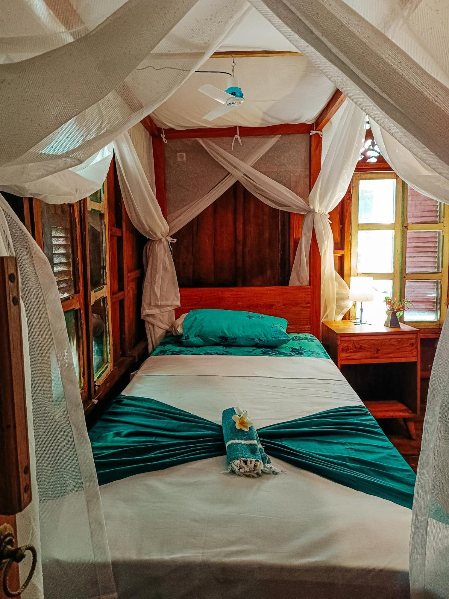 Alaya Ecolodge Pemuteran Zewnętrze zdjęcie